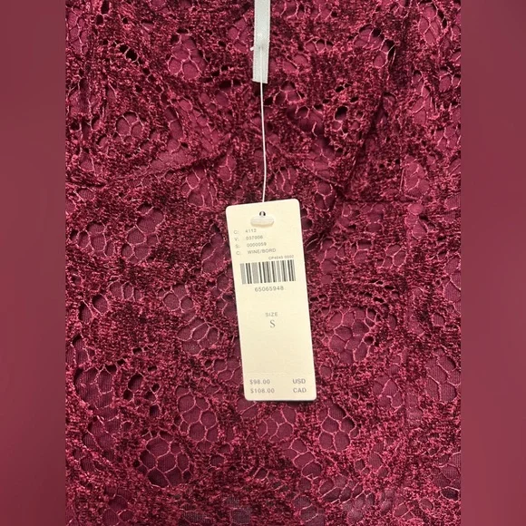 Sweetheart Lace Top - Picture 4 of 11